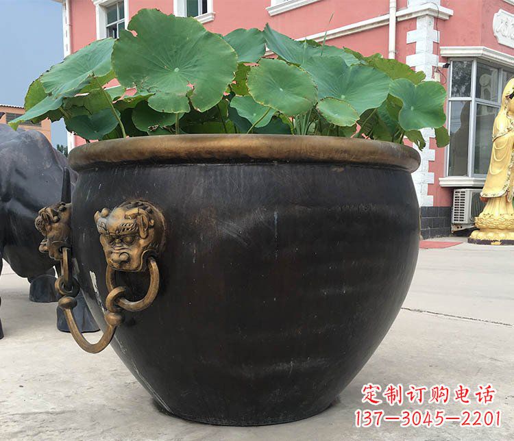 太原铜雕圆形荷花水缸雕塑 (3)