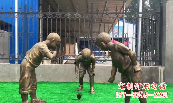 太原玩陀螺儿童铜雕