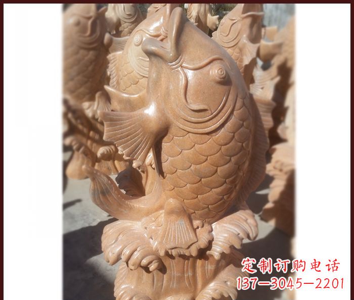 太原晚霞红喷水鲤鱼石雕 (3)