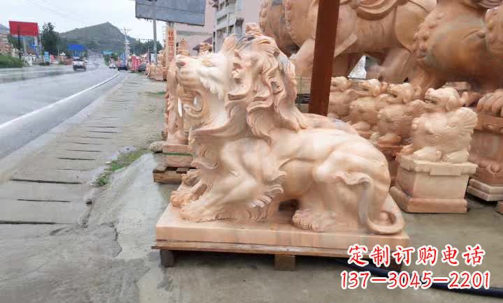 太原晚霞红狮子雕塑