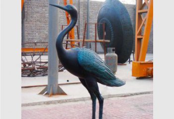 太原青铜仙鹤雕塑：展现古典和谐之美