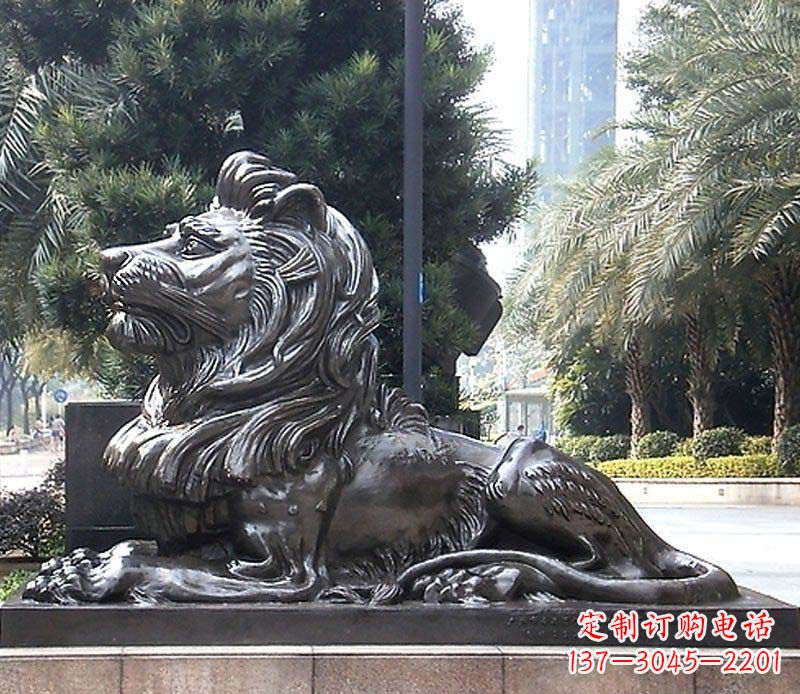 太原卧着的西洋狮看门狮子铜雕