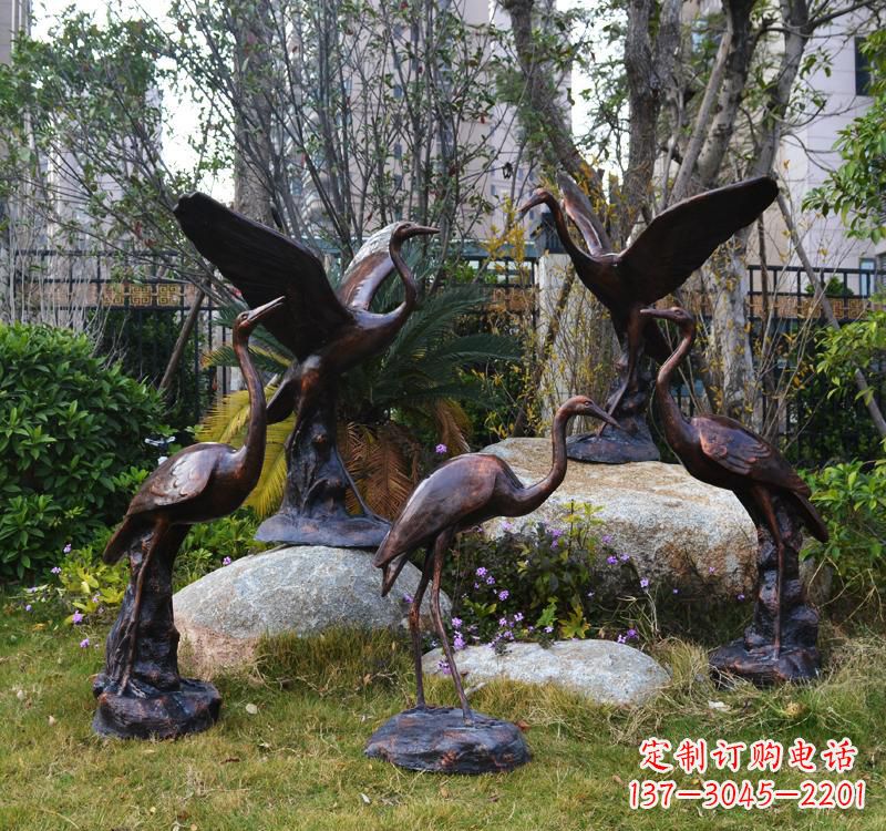 太原仙鹤铜雕塑 (2)