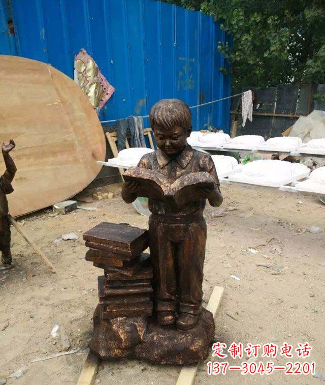 太原小孩看书玻璃钢仿铜人物雕塑