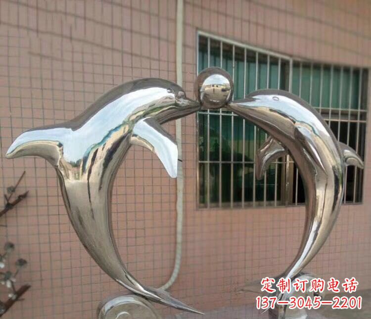 太原校园不锈钢海豚顶球雕塑