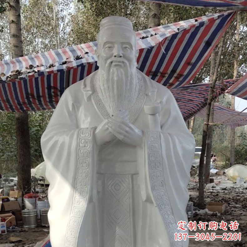 太原校园孔子雕像