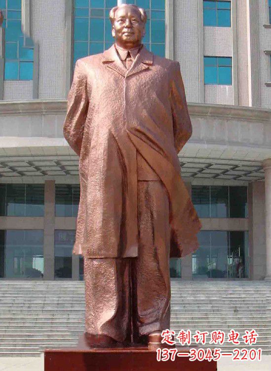 太原校园毛主席铜像