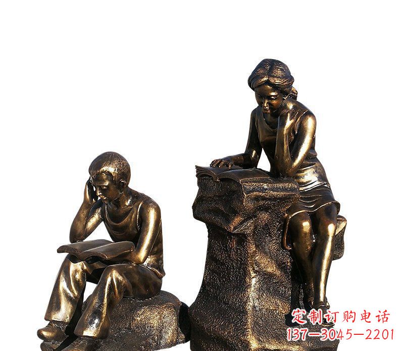 太原校园铸铜学生看书人物雕塑