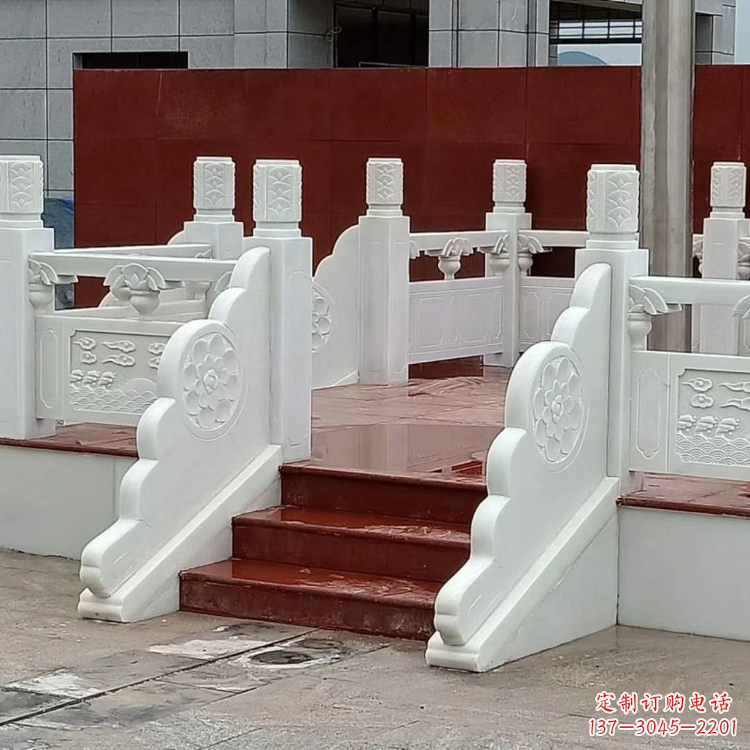 太原学校校园国旗台石雕