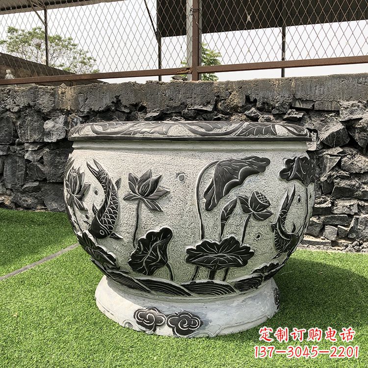 太原鱼纹水缸石雕