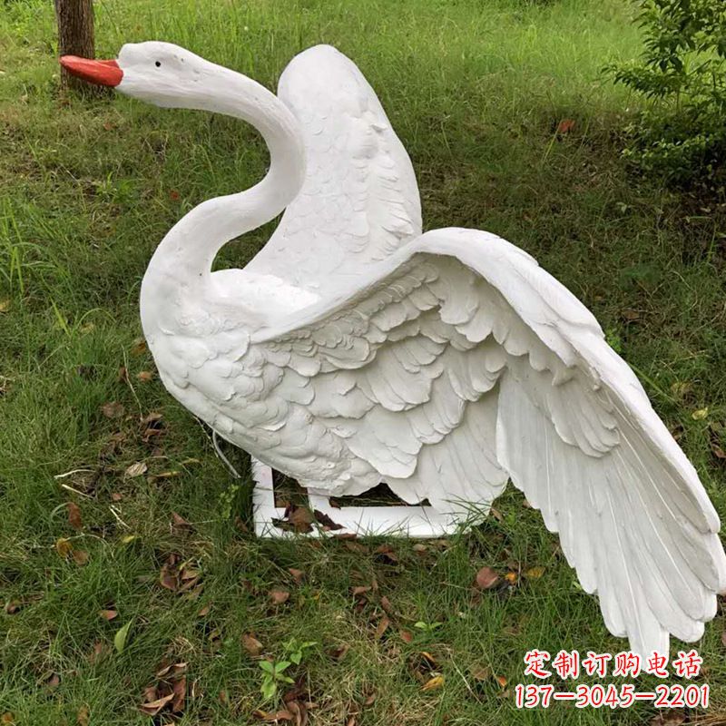 太原展翅飞翔白天鹅仿真发光动物雕塑