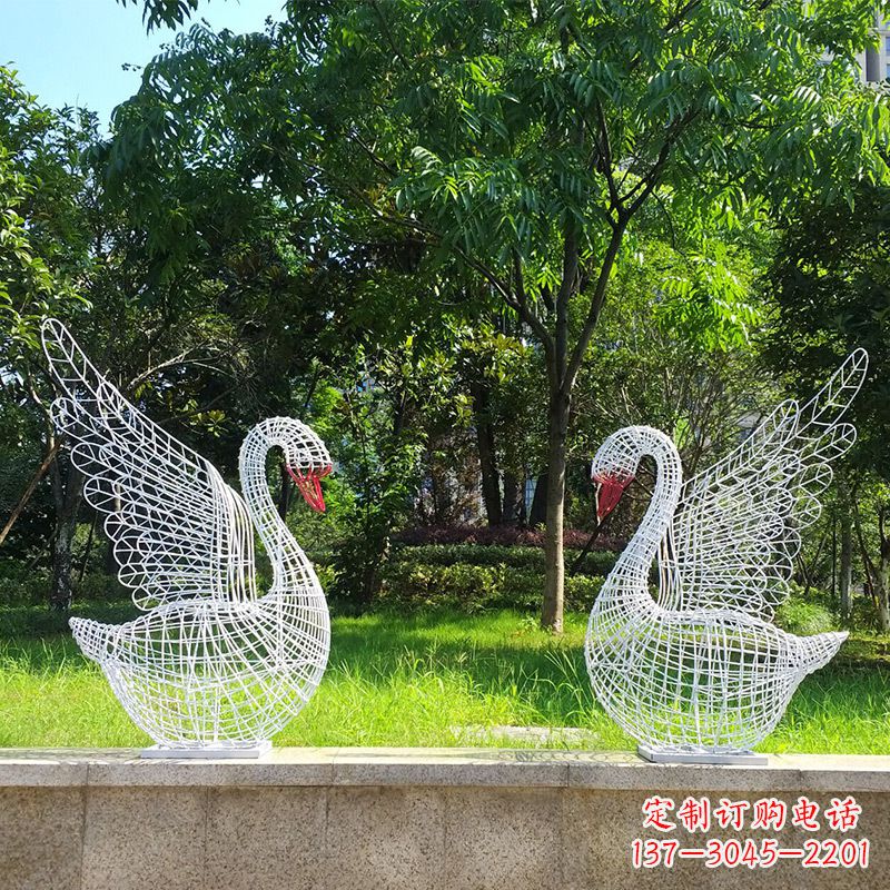 太原展翅天鹅网格雕塑-上色款