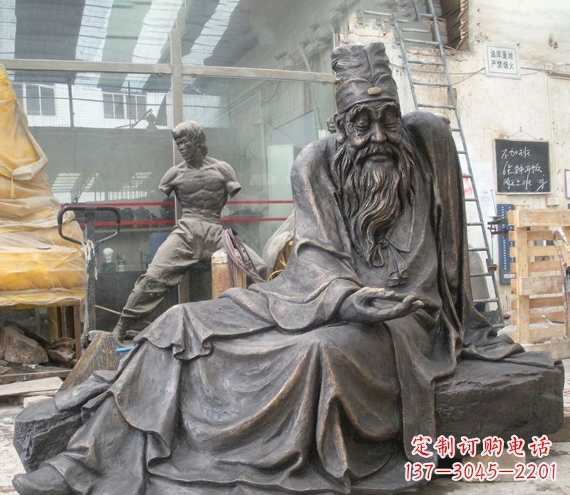 太原张仲景铜雕