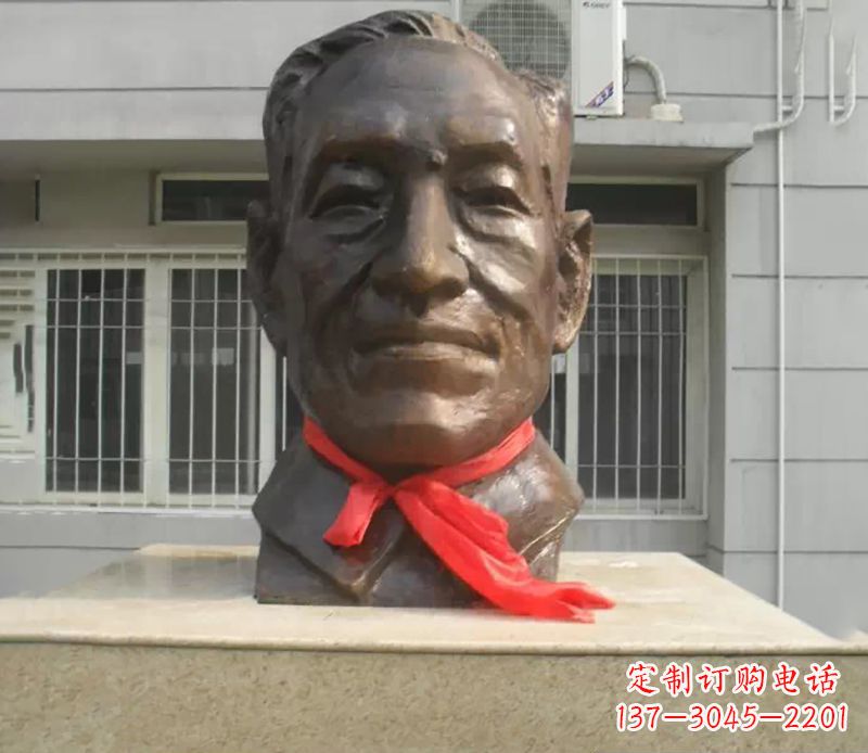 太原朱宪彝校园名人头像铜雕