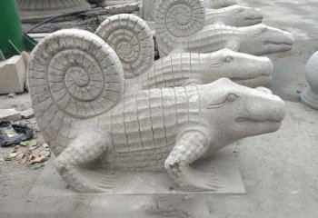 太原园林水池水景鳄鱼砂岩喷水雕塑