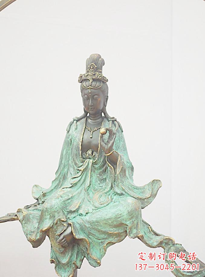 太原铸铜观自在观音雕像