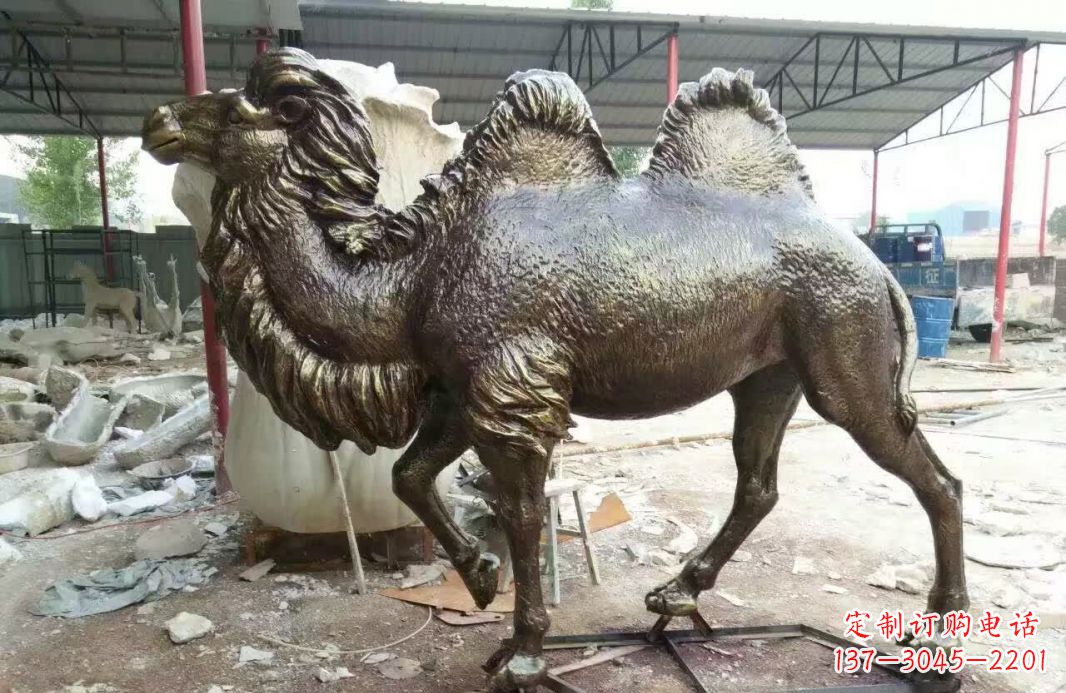 太原铸铜骆驼雕塑 (2)