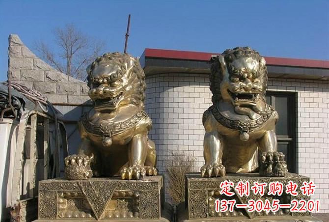 太原铸铜狮子雕塑