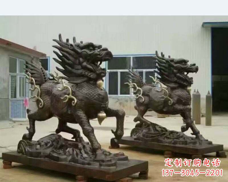 太原铸铜踏浪麒麟雕塑