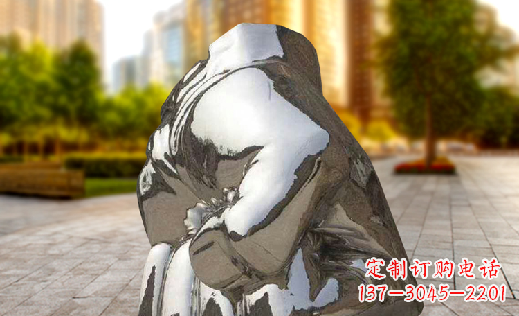 太原不锈钢拳头广场景观雕塑