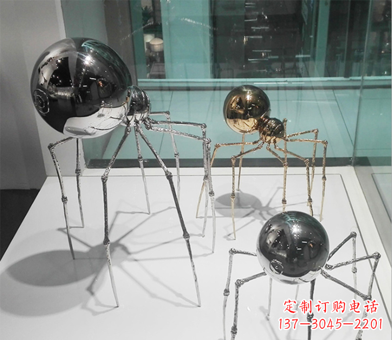 太原实验室蜘蛛雕塑